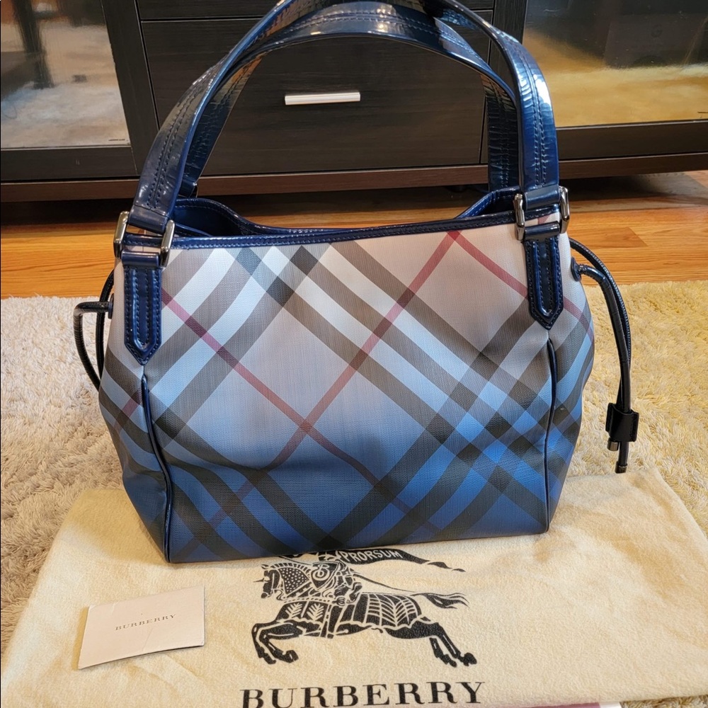Burberry tote
